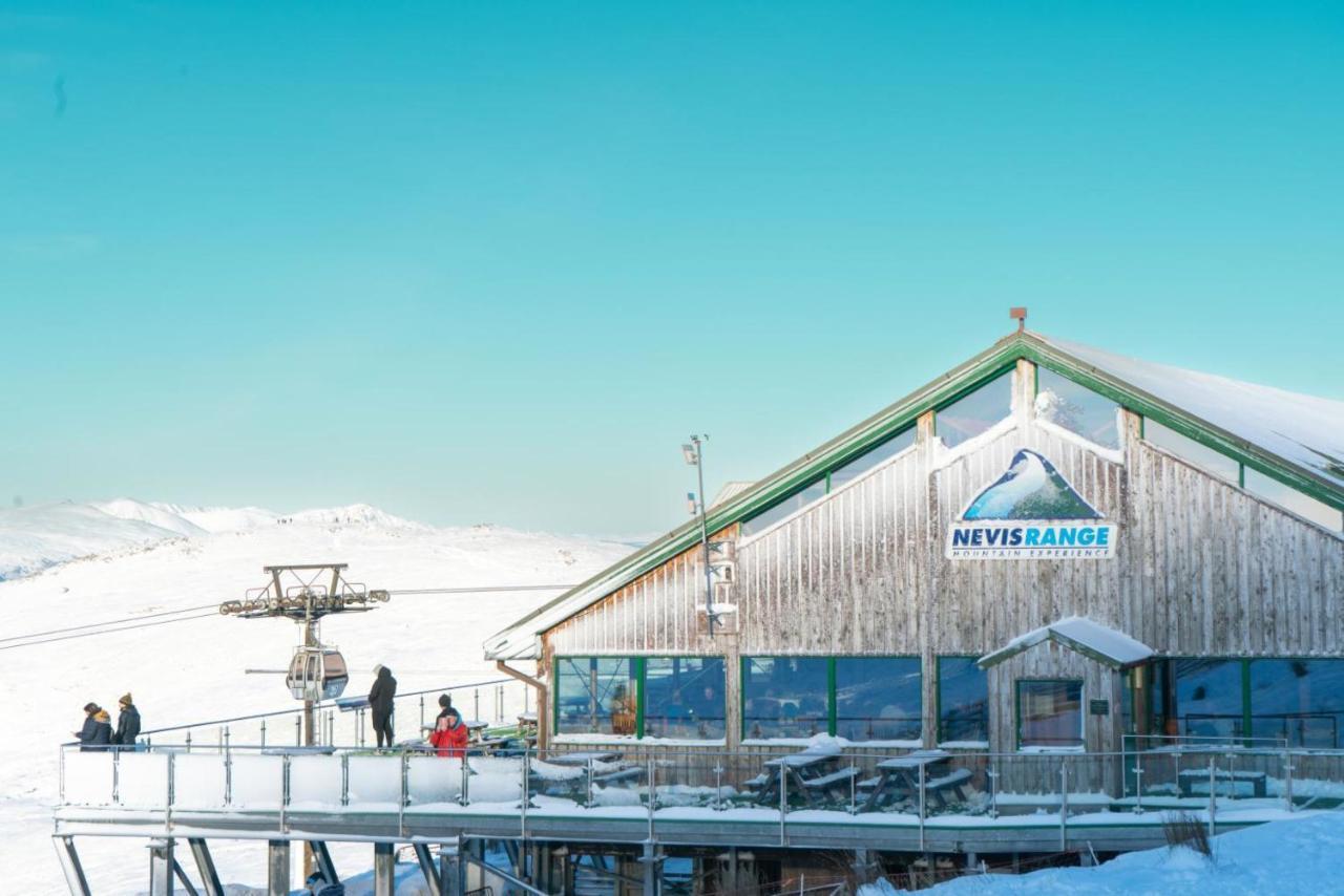 The Base Camp Hotel, Nevis Range Fort William Exterior photo